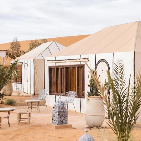 Caravanserai Luxury Desert Tented Camp Мерзуга Екстер'єр фото