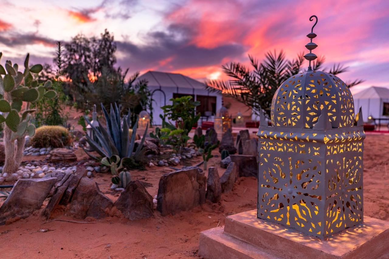 Caravanserai Luxury Desert Tented Camp Мерзуга Екстер'єр фото