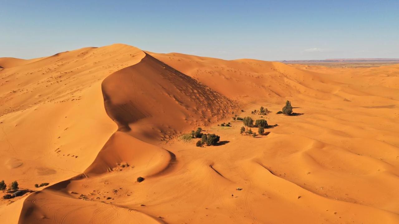 Caravanserai Luxury Desert Tented Camp Мерзуга Екстер'єр фото
