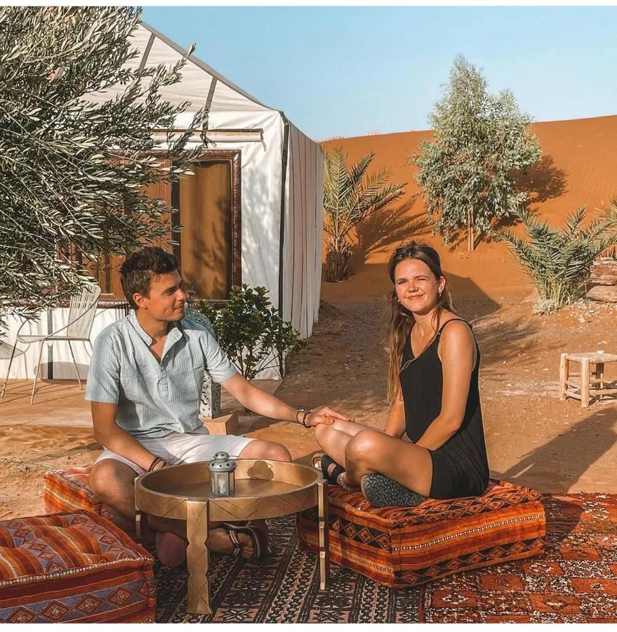 Caravanserai Luxury Desert Tented Camp Мерзуга Екстер'єр фото